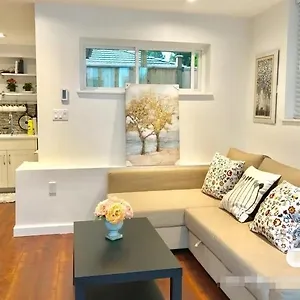 Homestay Eve's House 3 Bedrooms Near Yvr Dt Ubc, Vancouver