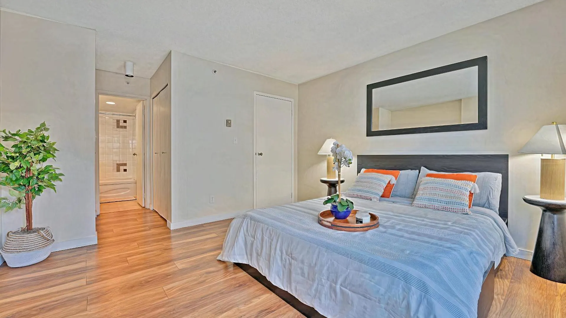 Prime Location Stylish Two-Bedroom Apartment Overlooking Downtown Vancouver Canada